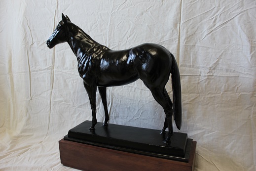 馬のブロンズ像　画像